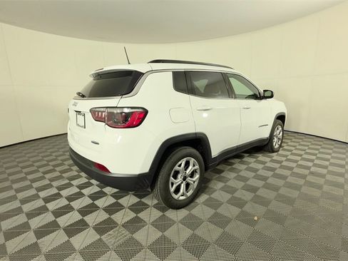 New 2026 Jeep Compass Latitude image 5