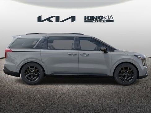 New 2026 Kia Carnival SX w/ SX Dark Edition Package image 8