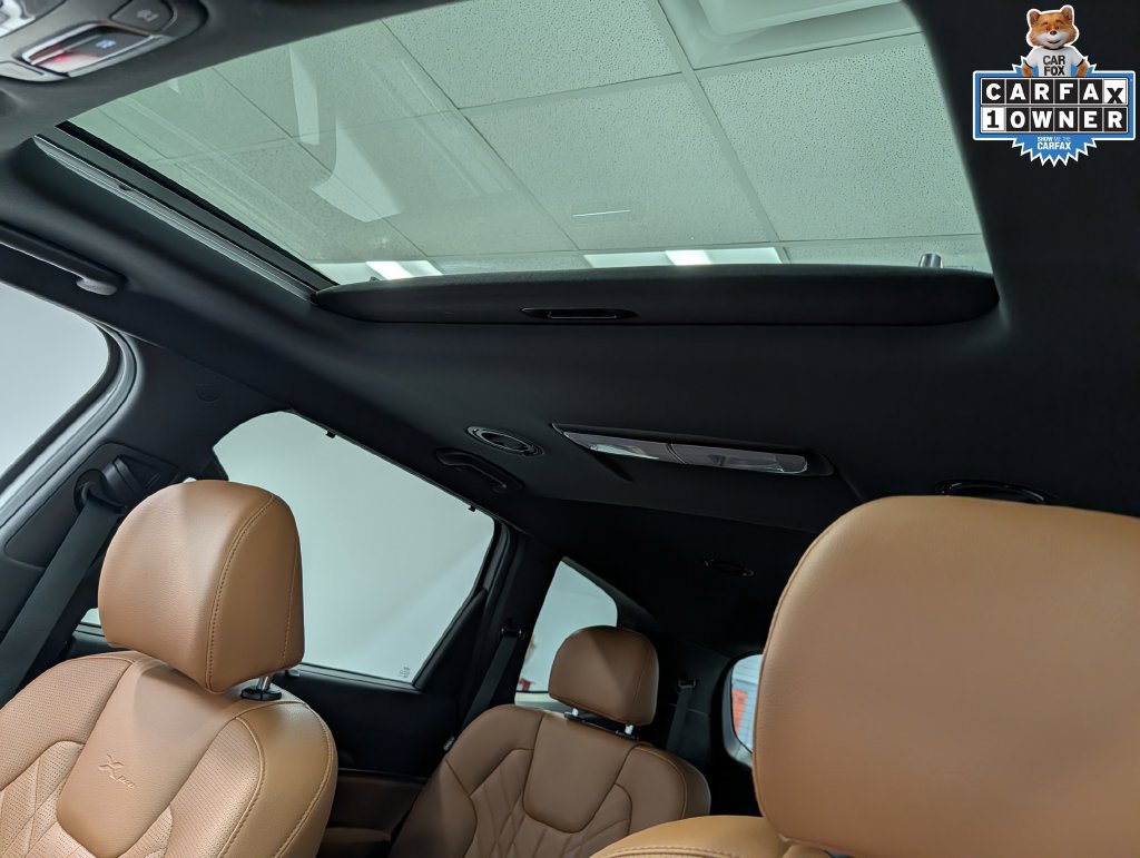 Used 2025 Kia Telluride AWD image 21