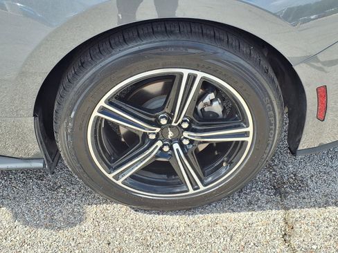 Used 2025 Ford Mustang Premium RWD image 25