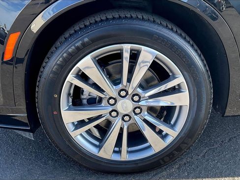 Used 2024 Cadillac XT6 Premium Luxury image 9