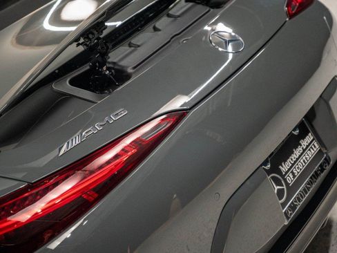 New 2026 Mercedes-Benz SL 63 AMG S e Performance 4MATIC image 9