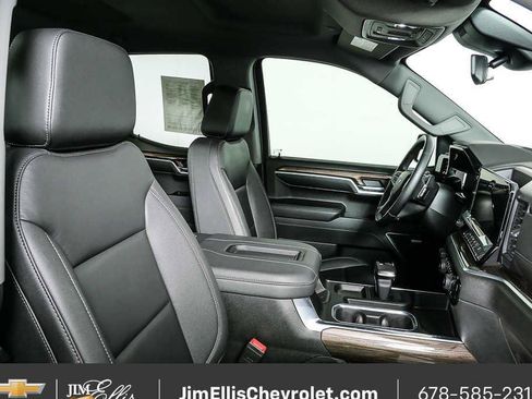 Certified 2022 Chevrolet Silverado 1500 RST w/ Convenience Package II AWD/4WD image 22