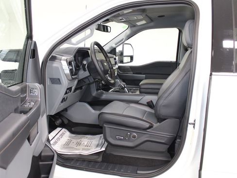 New 2025 Ford F150 Lariat w/ Equipment Group 502A High image 22