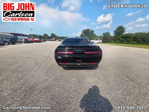 Used 2022 Dodge Challenger R/T Scat Pack RWD image 9