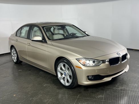 Used 2015 BMW 328i xDrive Sedan image 3
