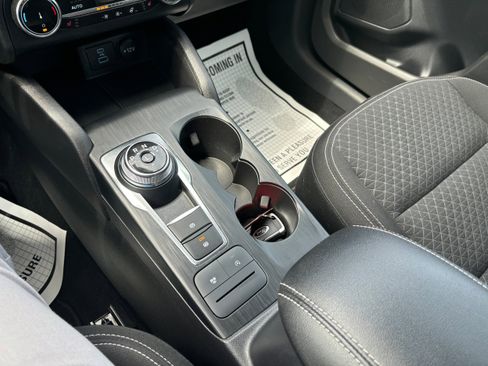 Used 2023 Ford Escape Active image 13