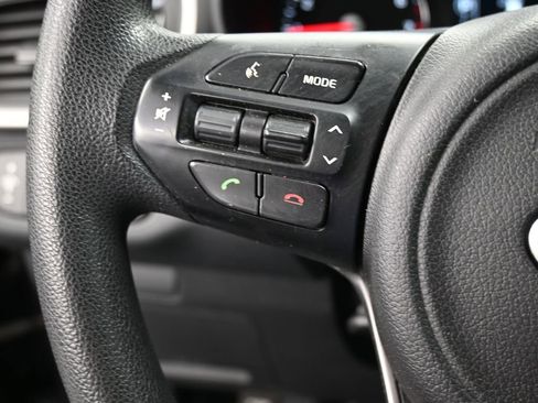 Used 2017 Kia Sorento AWD image 36
