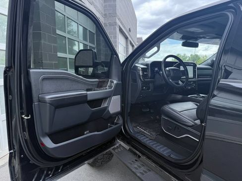Used 2023 Ford F350 Lariat w/ Lariat Ultimate Package AWD/4WD image 20