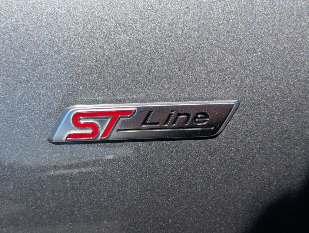 Used 2025 Ford Escape ST-Line AWD/4WD image 9