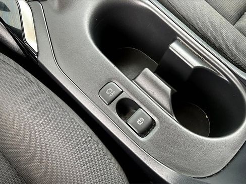 Used 2024 Toyota Corolla LE image 23