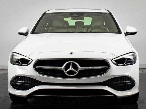 Certified 2025 Mercedes-Benz C 300 4MATIC Sedan image 2