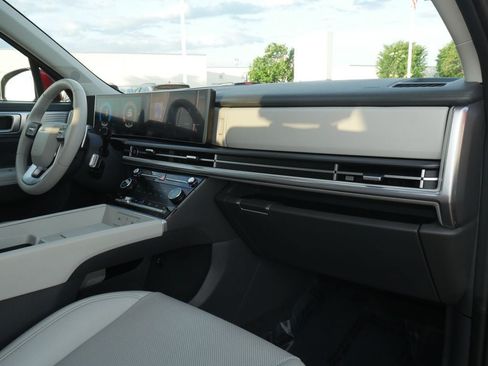 Used 2025 Hyundai Santa Fe SEL AWD/4WD image 27