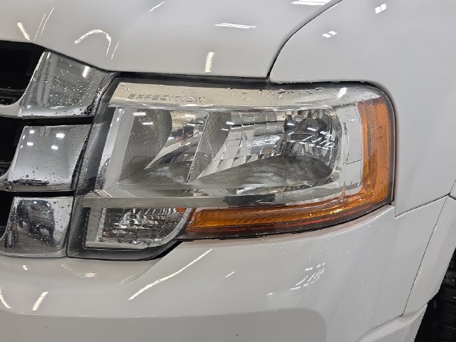 Used 2017 Ford Expedition XLT AWD/4WD image 28