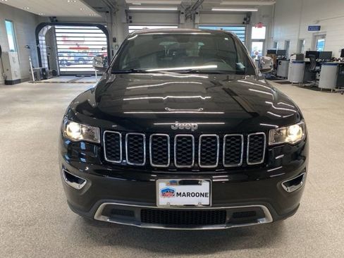 Used 2022 Jeep Grand Cherokee Limited image 2