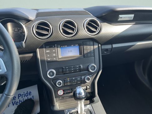 Used 2021 Ford Mustang Coupe RWD image 21