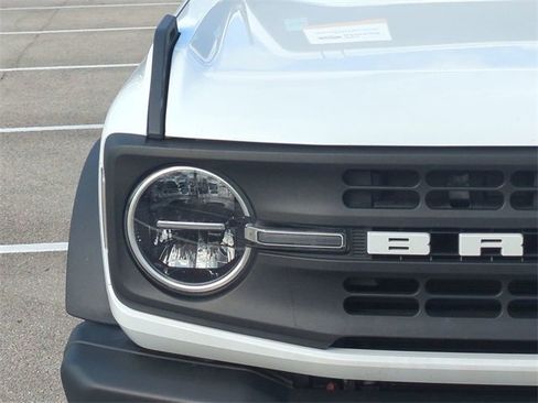 Certified 2023 Ford Bronco Black Diamond image 10