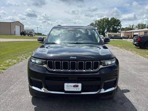 Used 2021 Jeep Grand Cherokee L Limited AWD/4WD image 2