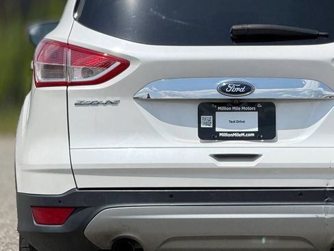 Used 2016 Ford Escape Titanium AWD/4WD image 13
