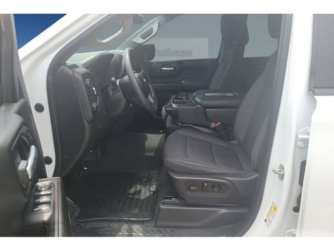 Used 2023 Chevrolet Silverado 1500 Custom AWD/4WD image 11