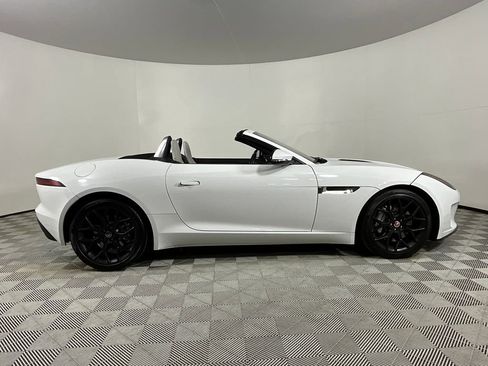 Used 2020 Jaguar F-TYPE Convertible RWD image 8
