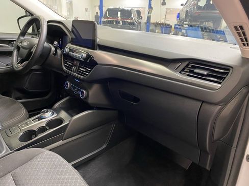 Used 2023 Ford Escape Active image 21