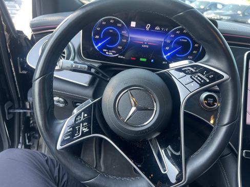 Certified 2023 Mercedes-Benz EQS 450+ SUV image 18