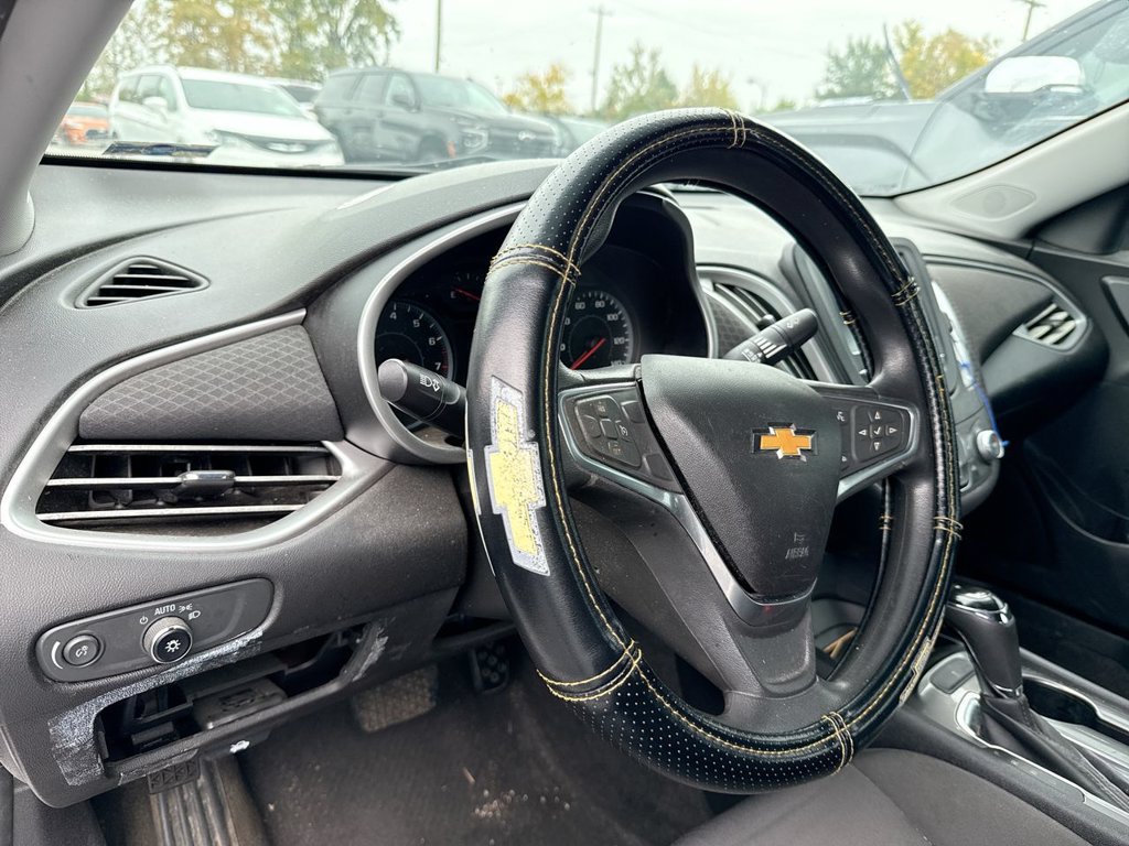 Used 2018 Chevrolet Malibu LS FWD image 7
