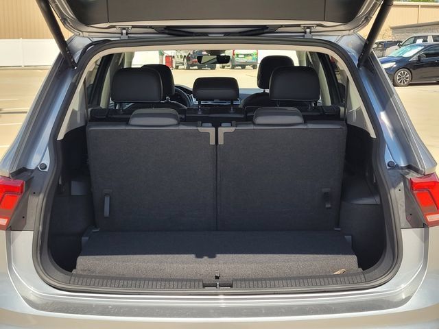 Used 2022 Volkswagen Tiguan SE FWD image 9