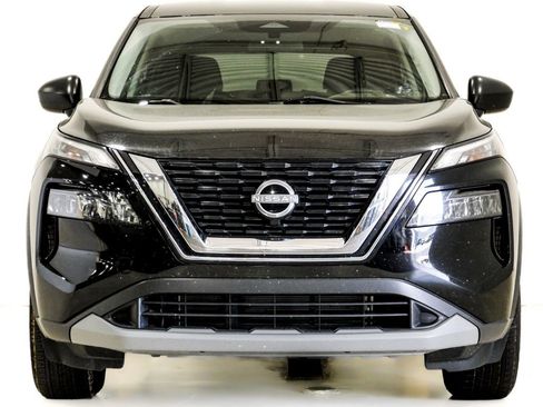 Used 2023 Nissan Rogue S FWD image 2