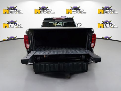Used 2022 GMC Sierra 1500 Elevation w/ Elevation Premium Package AWD/4WD image 27