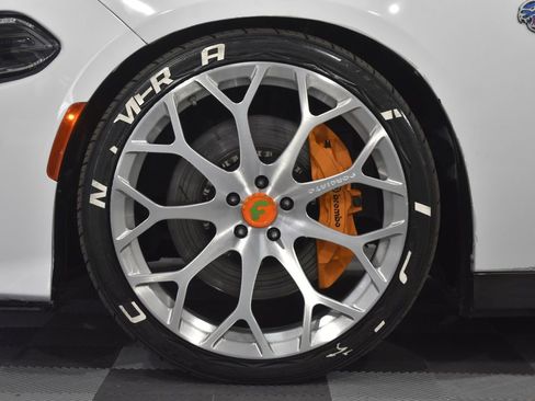 Used 2019 Dodge Charger SRT Hellcat w/ Harman/Kardon Audio Group image 30