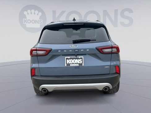 Used 2025 Ford Escape SE FWD image 5