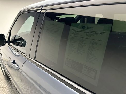 Used 2020 Land Rover Range Rover Sport HSE image 32