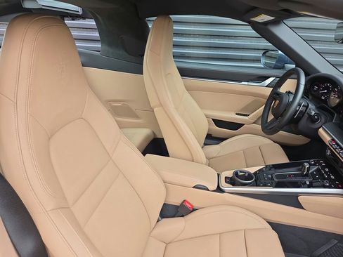 Certified 2024 Porsche 911 Targa 4 GTS image 19