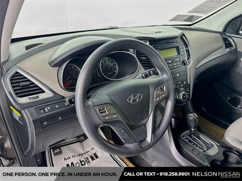 Used 2016 Hyundai Santa Fe Sport image 9
