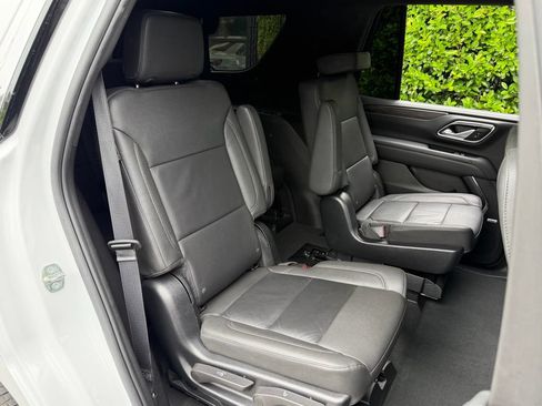 Used 2023 Chevrolet Tahoe LT w/ Luxury Package RWD image 41