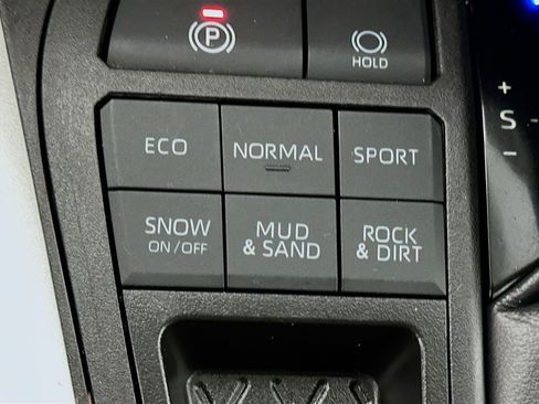 Used 2024 Toyota RAV4 LE image 25