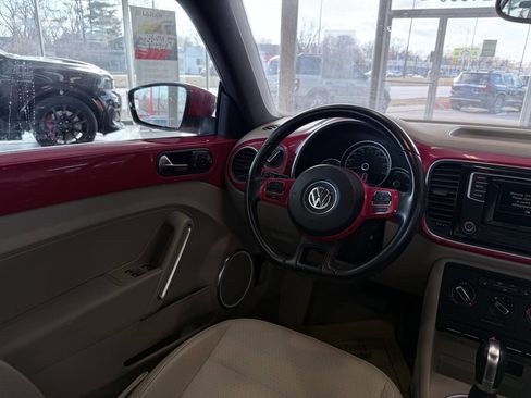 Used 2016 Volkswagen Beetle 1.8T S image 38
