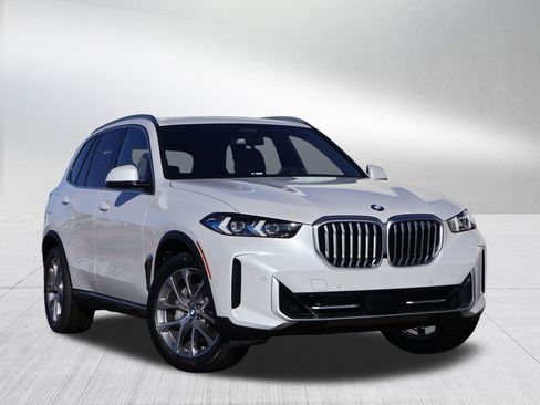 New 2026 BMW X5 xDrive40i w/ Climate Comfort Package image 1