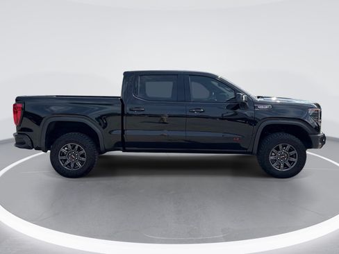 Used 2024 GMC Sierra 1500 AT4X AWD/4WD image 9