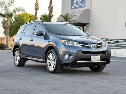 Used 2013 Toyota RAV4 Limited FWD image 1