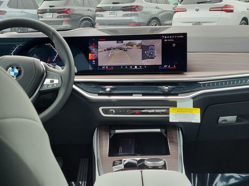 New 2026 BMW X5 xDrive40i w/ Climate Comfort Package image 12