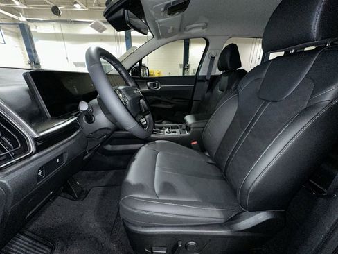 New 2026 Kia Sorento S image 13
