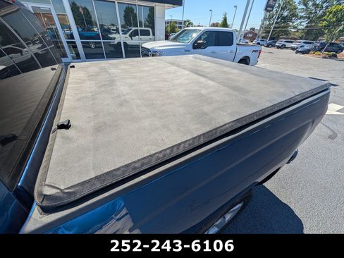 Used 2017 Chevrolet Silverado 1500 LT w/ Texas Edition RWD image 12