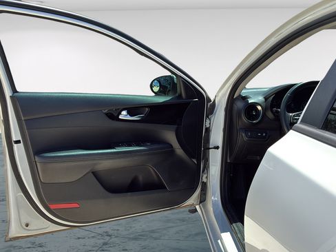 Used 2019 Kia Forte S w/ S Premium Package FWD image 20
