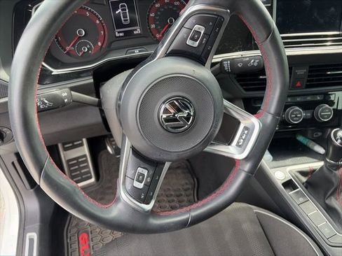 Used 2019 Volkswagen Jetta GLI image 24