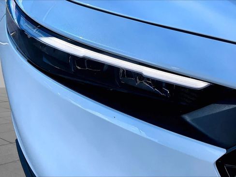 Used 2025 Honda Accord Sport image 27