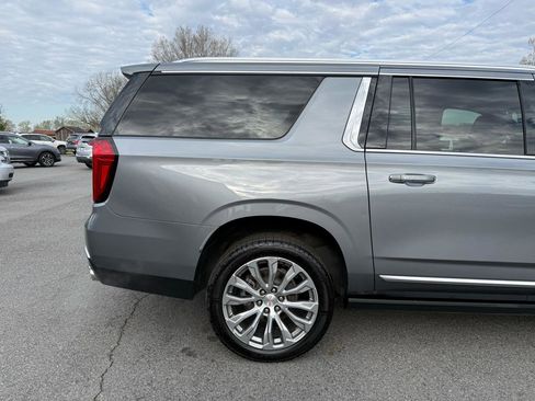 Used 2022 GMC Yukon XL Denali image 43