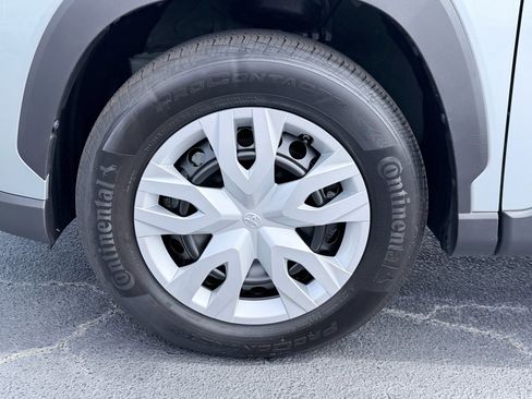 Used 2023 Toyota Corolla Cross L FWD image 34